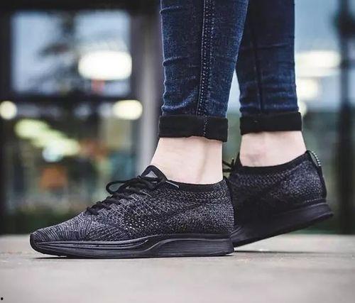 吃瓜黑色鞋,探寻时尚与潮流的跨界传奇